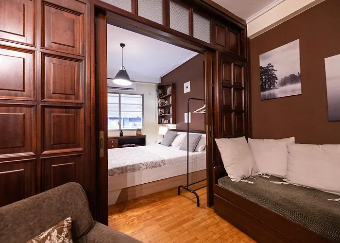 Delmare Posidonio * Tesalónica