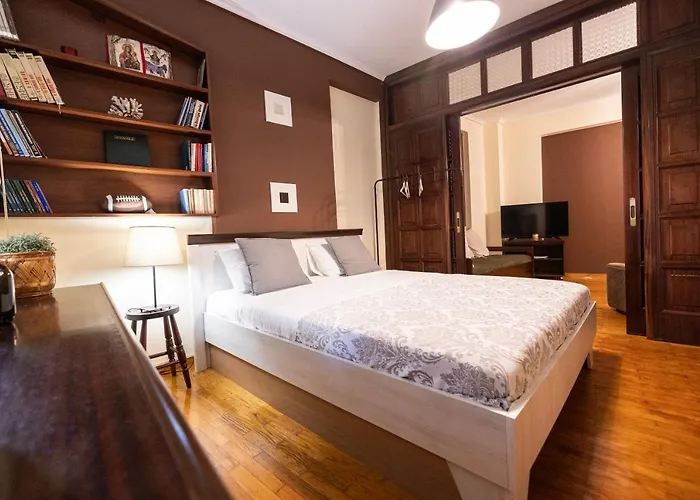 Delmare Posidonio 아파트 *